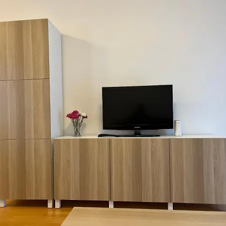 Appartement Hurka - 15 Min Do Centra, Garaz *