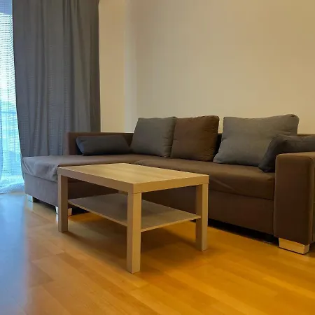 Appartement Hurka - 15 Min Do Centra, Garaz Prague